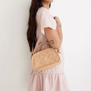 Madewell-The Sydney Zip-Top Crossbody Bag: Woven Leather Edition